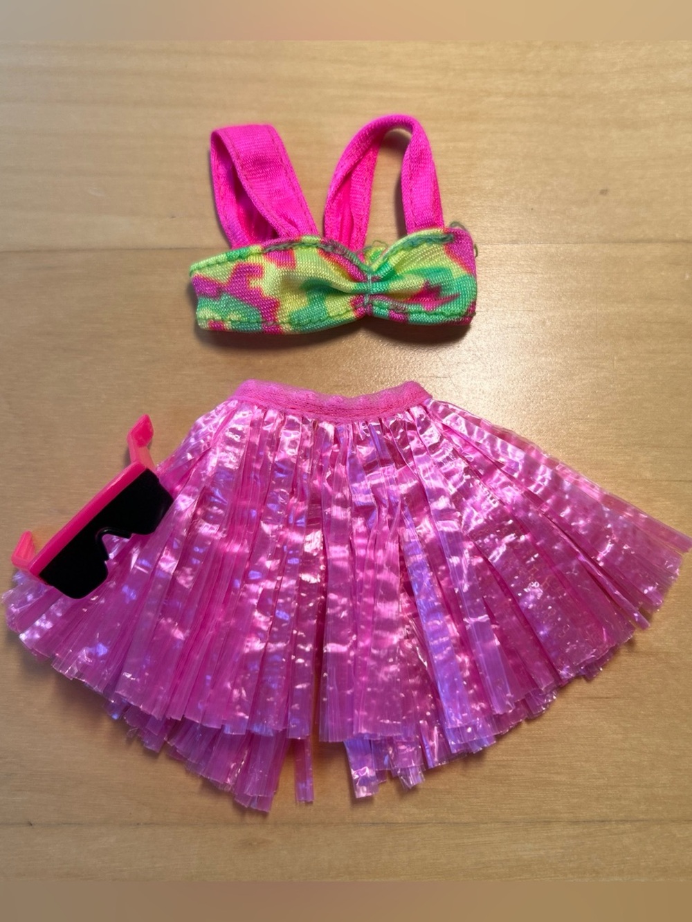 1990 Hawaiian Fun Barbie Outfit